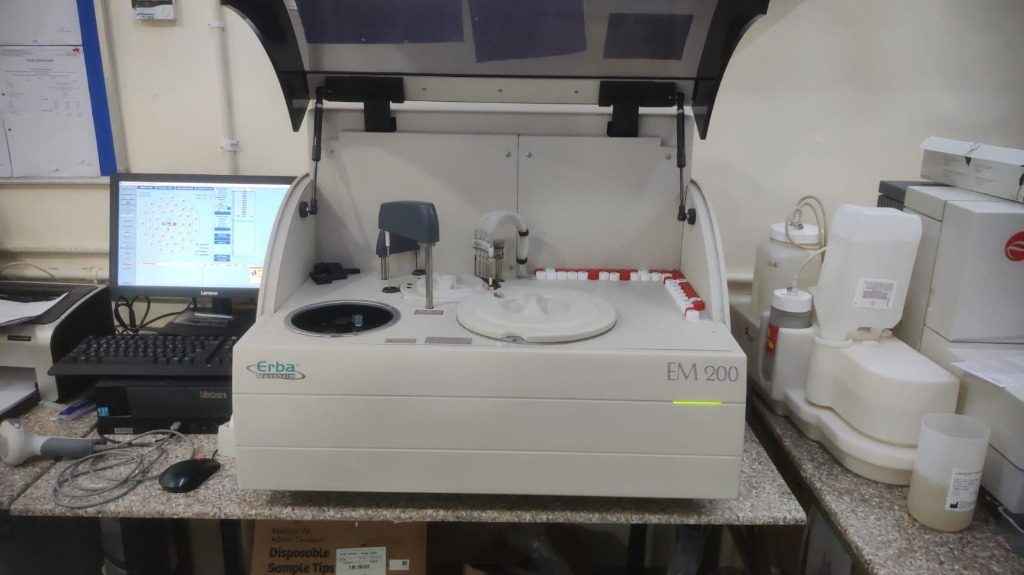 Biochemistry Analyser