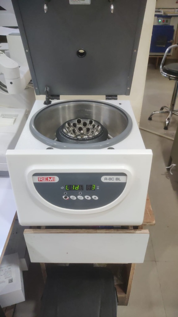 Centrifuge Machine